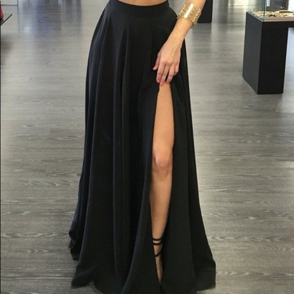 Black 2 Piece dress - Picture 2 of 3